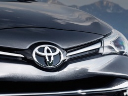 Toyota отозвала еще 1,5 миллиона машин из-за дефекта бензонасосов