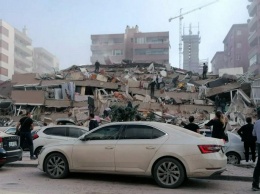 В Турции произошло мощное землетрясение с последующим цунами