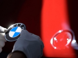 Представлен эксклюзивный BMW M3 из коллаборации Kith и BMW (ВИДЕО)