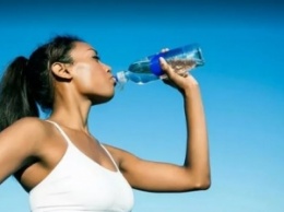 Так ли необходимо пить по 2 литра воды в день - что говорят ученые