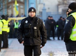 В Киеве сегодня - несколько акций, полиция усилила меры безопасности