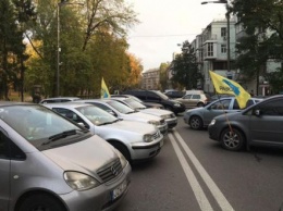 В центре Киева опять пробки: «евробляхеры» разбушевались