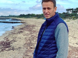 Навальный опроверг версию медиков РФ о «панкреатите»: Я был совершенно здоров
