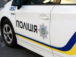 С мигалкой и синими номерами: в Киеве автоблогер гоняет по дорогам и публикует видео своих нарушений