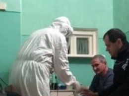 Одна розетка на всех и унитаз в центре палаты: как лечат ковид в украинских больницах