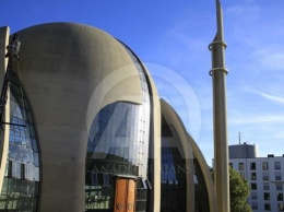 Президент Евросовета предлагает создать институт для подготовки имамов