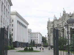 В Киеве захотели интернировать "представляющих угрозу" россиян