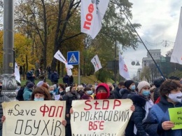Транспортный коллапс в центре Киева: бизнес взбунтовался
