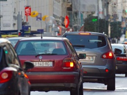 В Париже и Брюсселе со следующего года введут ограничение скорости до 30 километров в час