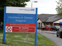 В Британии задержали медсестру по подозрению в убийстве восьми младенцев