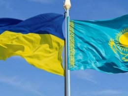 Украина и Казахстан введут цифровые разрешения на автоперевозки