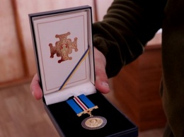 Командира Криворожской бригады наградили церковной медалью