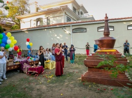 В одесском санатории установили буддийскую Ступу Просветления