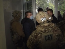Медведчук и Кузьмин призвали ГБР расследовать деятельность СБУ при обысках в приемной Голубова