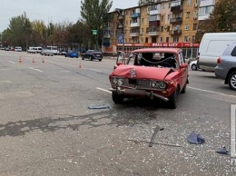 В Кривом Роге водитель, совершивший ДТП, скрылся с места происшествия