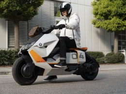 BMW показала концепт городского электрического мотоцикла будущего