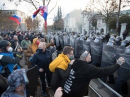 На протесты против карантина в Словакии вышли тысячи людей