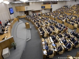 Комментарий: Кремль возвращает парламент в режим "взбесившегося принтера"