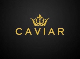 Caviar выпустила эксклюзивную версию iPhone 12 Pro Max с песочными часами из золота