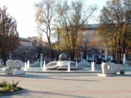 В Запорожье предлагают установить памятник Маяковскому