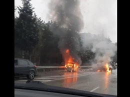 В Крыму после лобового столкновения загорелись два авто, есть жертва