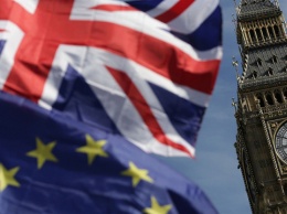 Лондон возобновляет Brexit-переговоры с Брюсселем в виртуальном режиме
