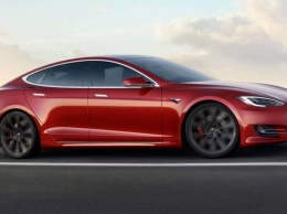 Tesla увеличила дальность хода Model S еще на 11 км, чтобы не отставать от Lucid Air