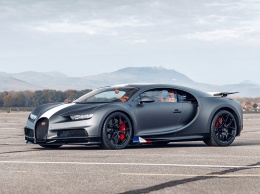 В Bugatti представили спорткар-самолет