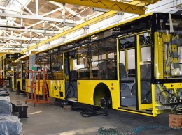 Фото: в Луцке началось производство 15 троллейбусов «Богдан» для Киева