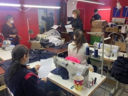 В Первомайске накрыли современный швейный цех с нелегальными работниками