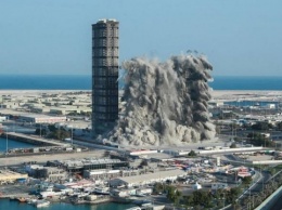 В ОАЭ подорвали сразу четыре небоскреба