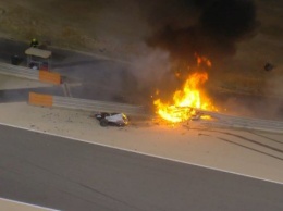 Обгон - взрыв - пожар. Гонщика Формулы-1 под руки вытаскивали из горящей машины после жуткой аварии