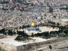 В Иерусалиме девятилетний мальчик нашел золотое украшение, которому 3000 лет