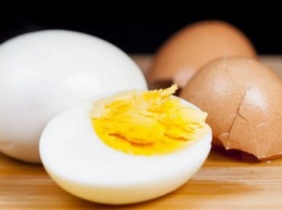 Медики объяснили, почему полезно каждый день съедать по 2 яйца