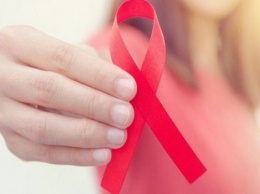 Красная лента, сочувствие и надежда на будущее: Что нужно знать о Всемирном дне борьбы со СПИДом
