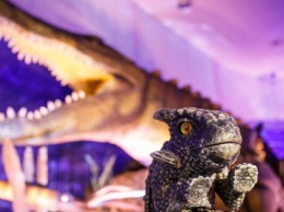 Гигантских аниматронных динозавров покажут на ВДНХ в Киеве