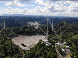 В Пуэрто-Рико рухнул гигантский телескоп Аресибо