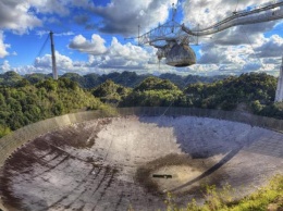 Катастрофа для науки: искавший инопланетян телескоп Аресибо разрушился