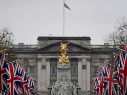 Слуга королевы обокрал Букингемский дворец и придворных