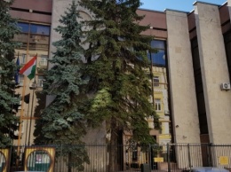 Посольство Венгрии заявило, что закарпатские депутаты на инаугурации сначала пели гимн Украины