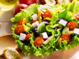 Полезные и вкусные рецепты: как приготовить классический греческий салат