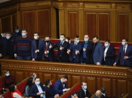 "Переполох" в Раде: инста-депутаты устроили фотосессию с министром