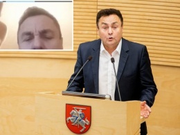 В Литве за спиной депутата-противника ЛГБТ во время онлайн-совещания появился голый мужчина