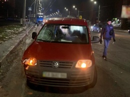 В Черкассах водитель сбил пенсионерку с внуком