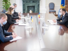 Украина пригласила Молдову присоединиться к Крымской платформе