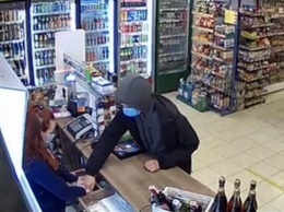 В Запорожье подростки устроили стрельбу и украли деньги из кассы магазина