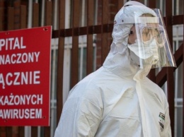 В Польше от коронавируса умер политик, называвший пандемию «мошенничеством»