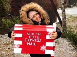 Готовь заветное письмо: в Одесском зоопарке начала работать почта Деда Мороза