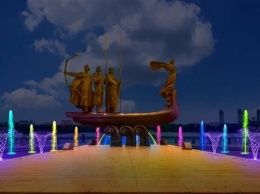Как выглядит обновленный фонтан возле памятника основателям Киева, ВИДЕО