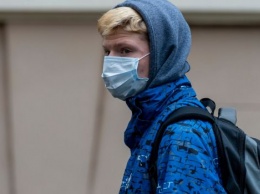 Киевлянин подал иск против КГГА из-за необеспечения его медицинскими масками
